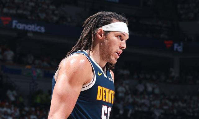 爱游戏平台首页关于明尼苏达森林狼训练开放日，转会期战术微调引欢呼，欧冠在即，身体对抗强度拉满的信息